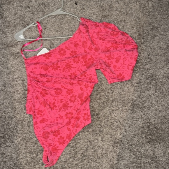 Something about you puff shoulder - Picture 2 of 5